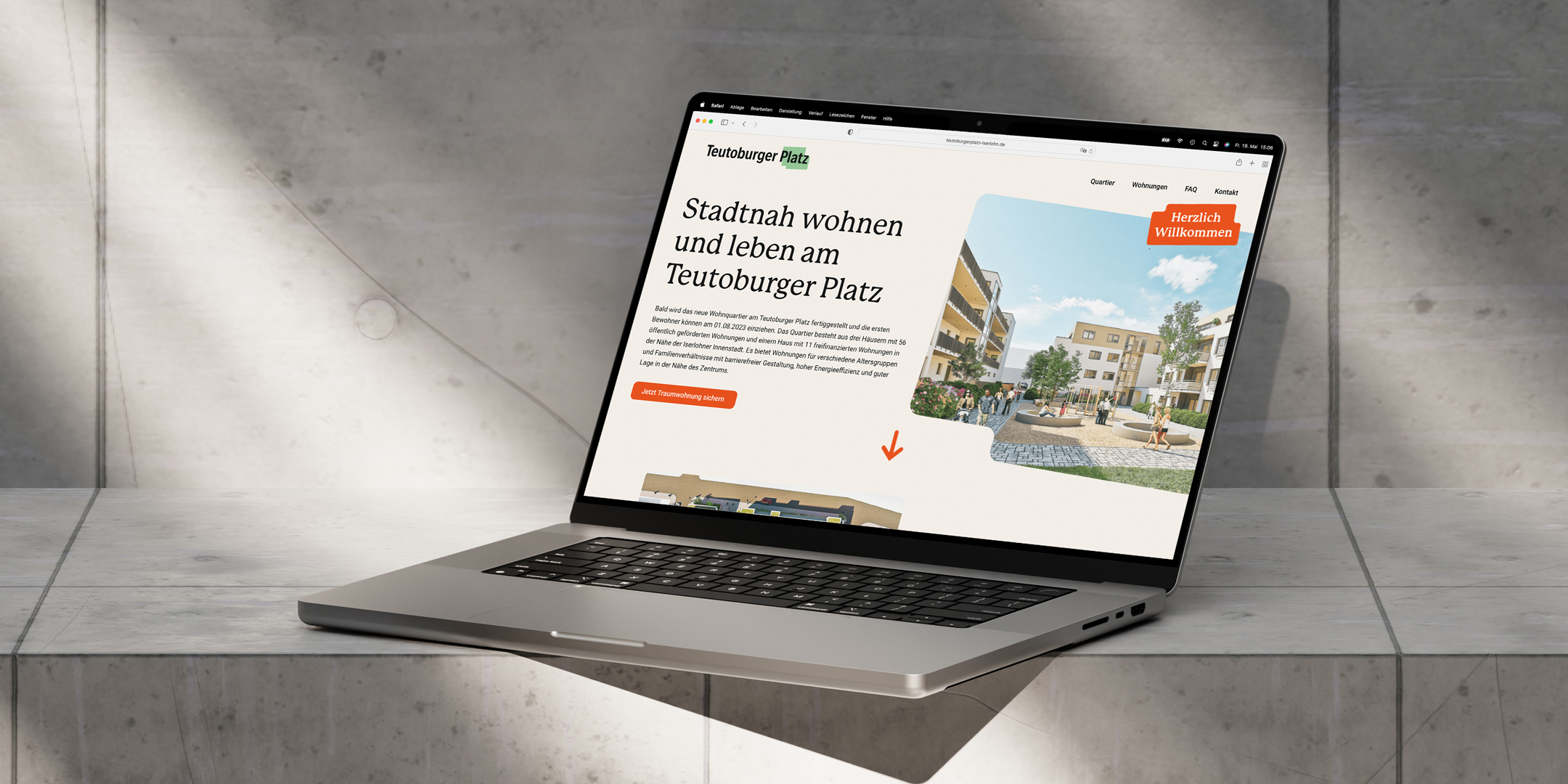 Ein MacBook Pro, auf welchem die Website https://teutoburgerplatz-iserlohn.de/ geöffnet ist